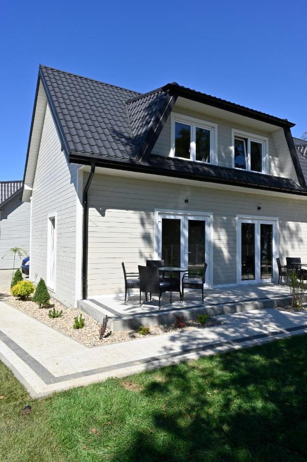 Przystan Dziwnowek Villa Exteriör bild